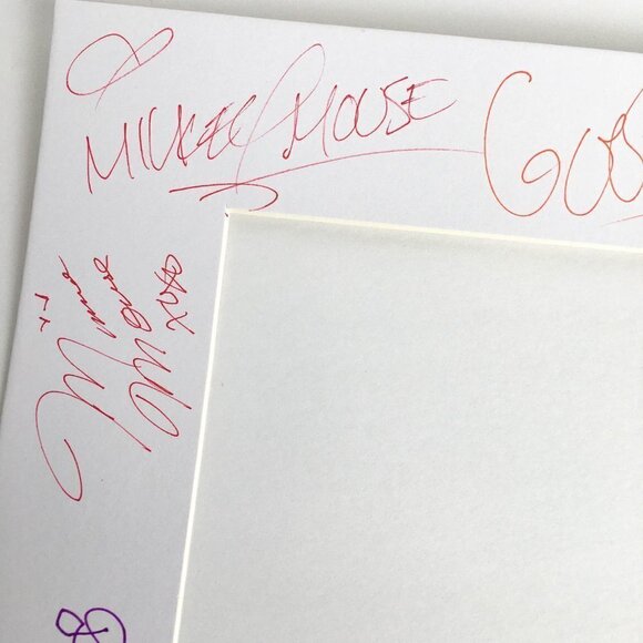 Genuine Disney Characters Autographed Frame Mat - Picture 2 of 8